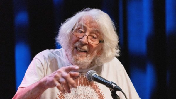 john-mayall-auf-tour-2021.jpg