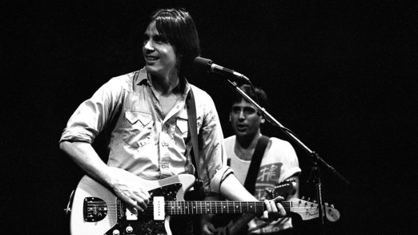 jackson-browne-100~_v-gseapremiumxl.jpg